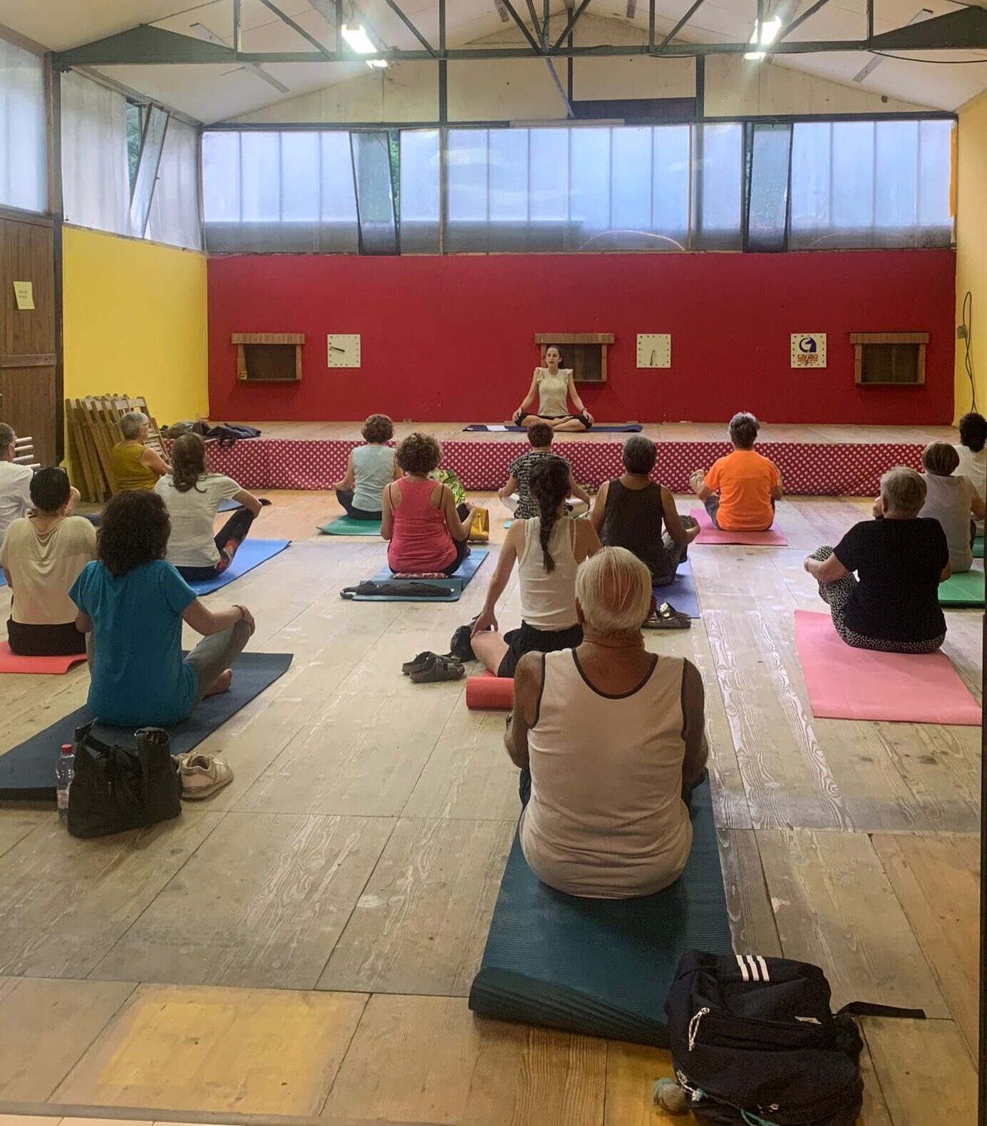 YOGA ANZIANI